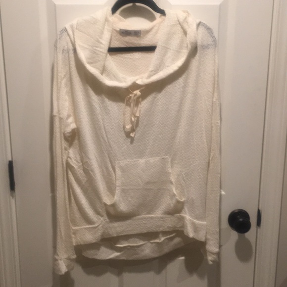 Hollister Sweaters - Hollister soft sweatshirt sweater